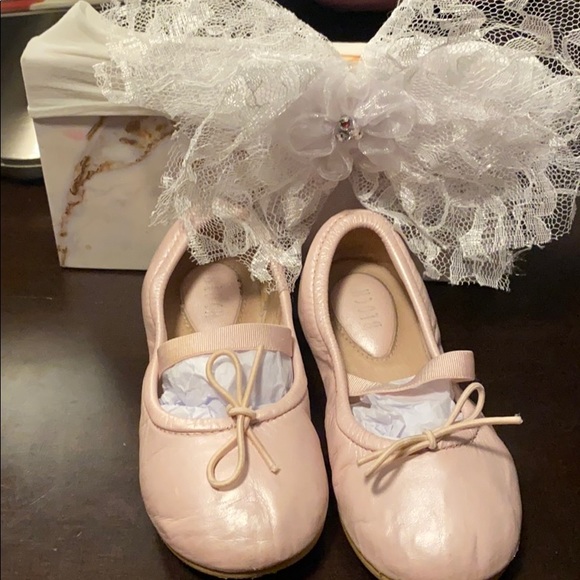 Bloch brand shoes for the lil ballerina 🩰size 23 - Picture 8 of 8